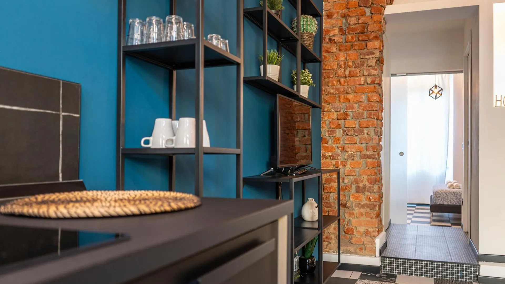 Cre16 -Loreto - Duomo- Design Elegant - Modern Milan Apartment