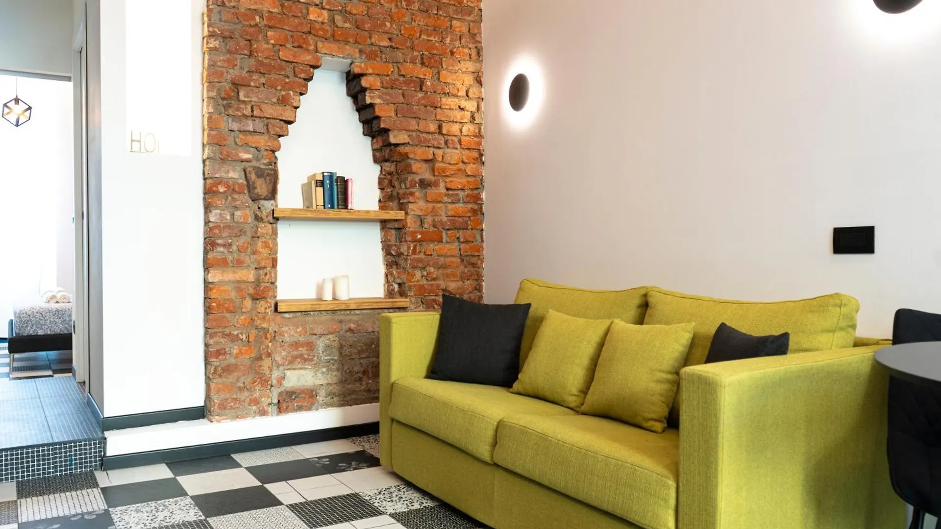 Apartment Cre16 -Loreto - Duomo- Design Elegant - Modern Milan Italy